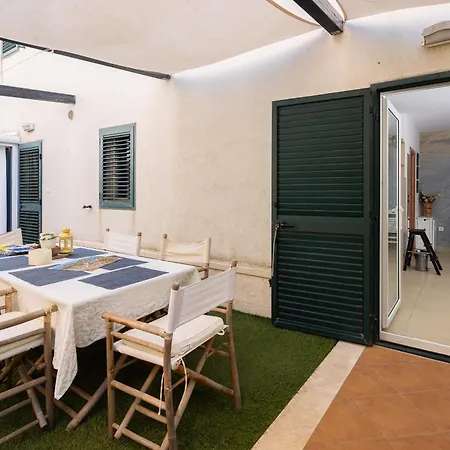 Maki Exclusive Apartman Hvar Town